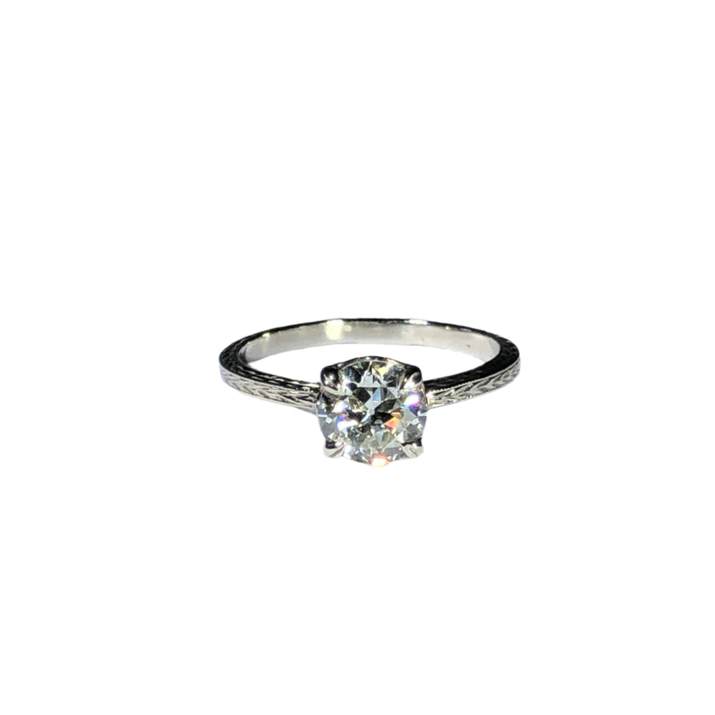 The White Gold Wheat Solitaire