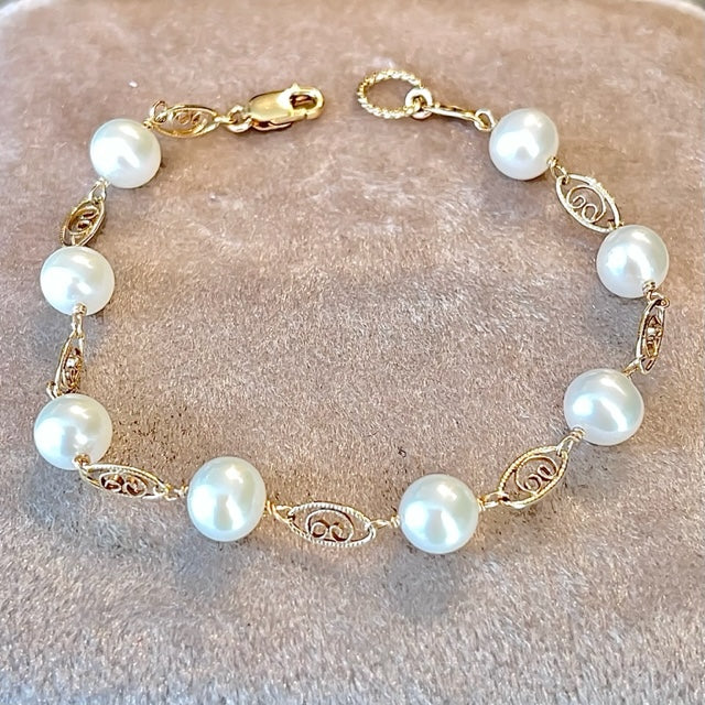 Pearl Bracelet