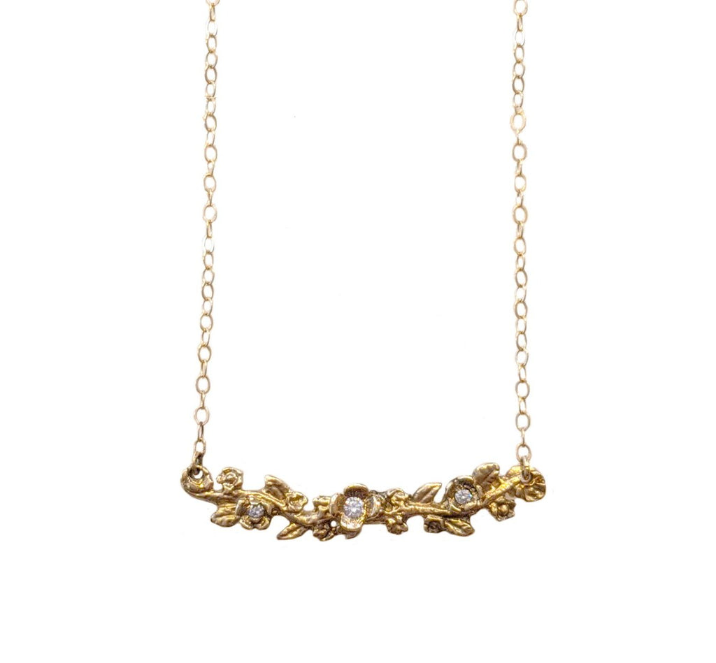 14k Garland Necklace w. Diamonds