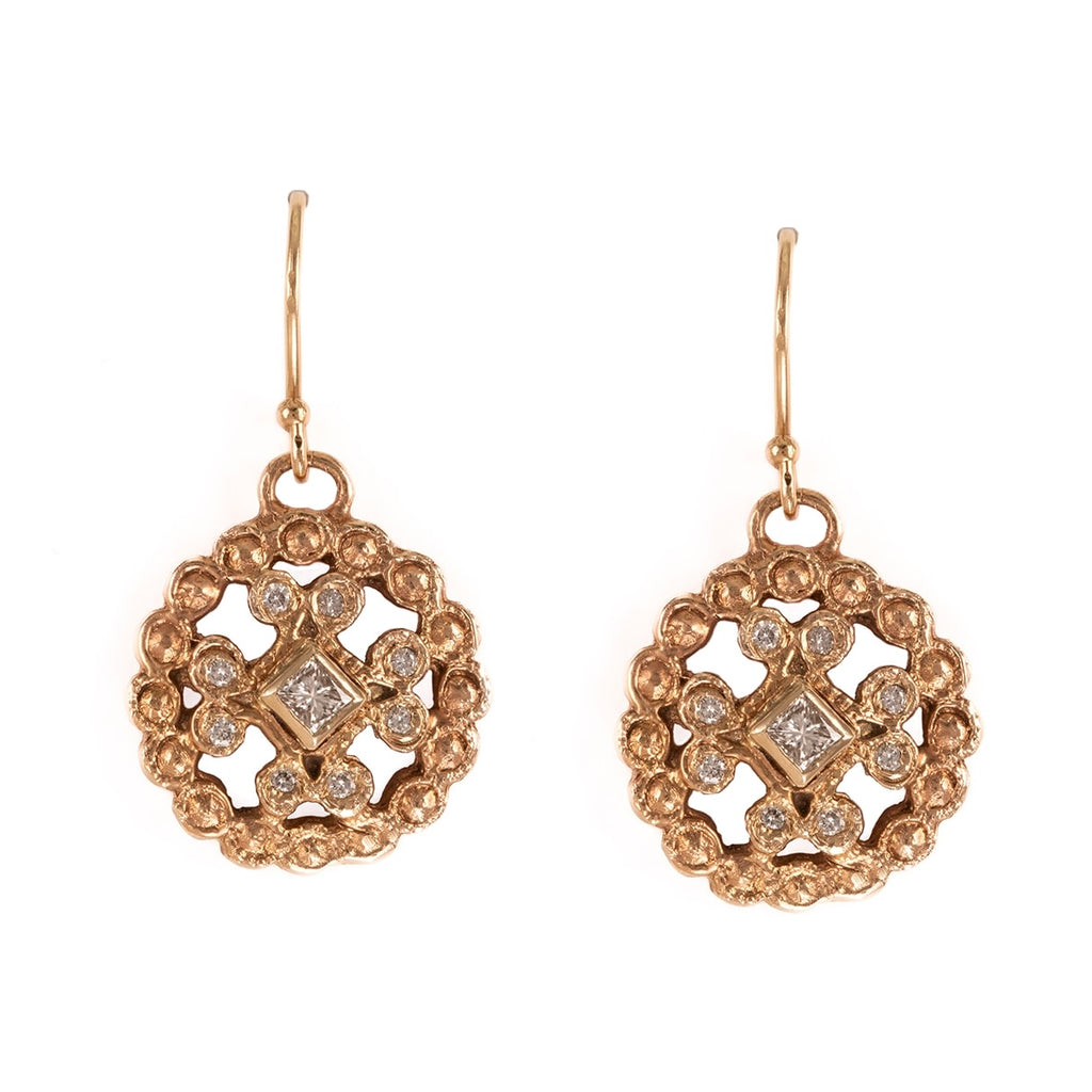Lace Cast Earrings w. Diamonds
